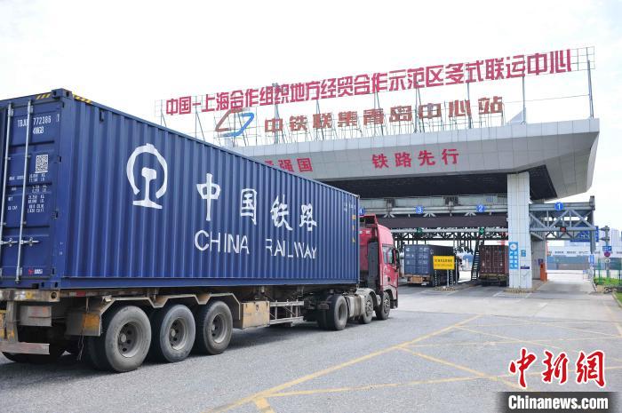 前8個(gè)月山東對(duì)上合組織其他成員國進(jìn)出口額為1903.7億元