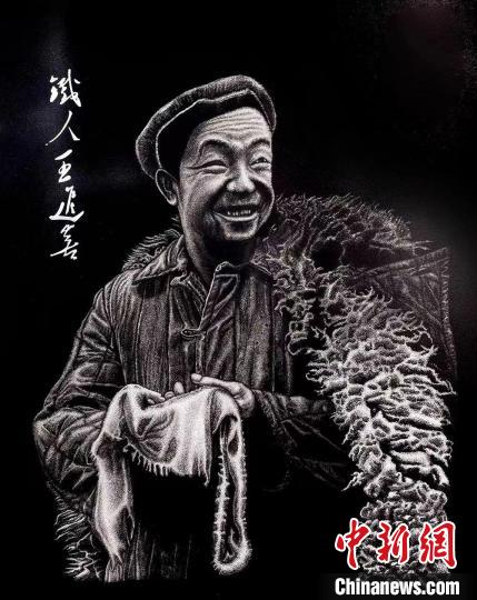 “90后”在酒泉：鍥而不舍，鐵筆生花，他只拿作品說(shuō)話