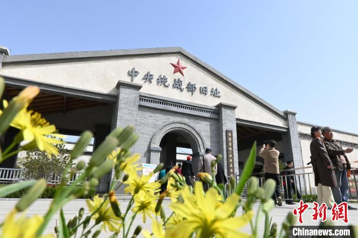 圖為位于李家莊的中共中央統(tǒng)戰(zhàn)部舊址?！〉杂鸺?攝