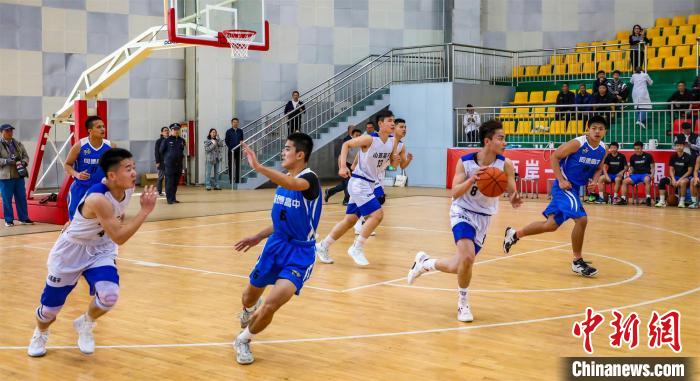 比賽現場?！≈鬓k方供圖