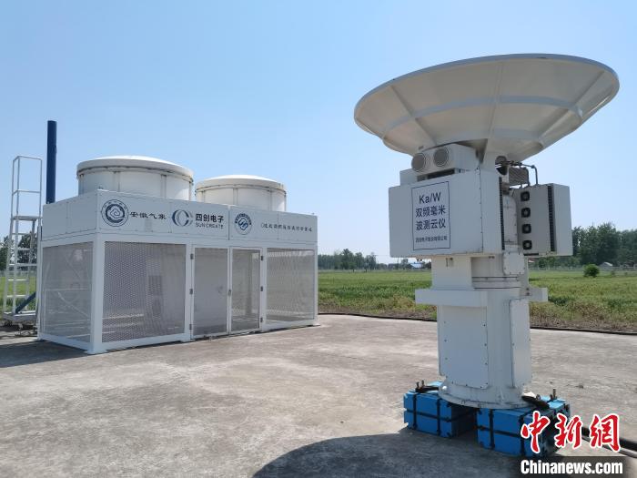 壽縣國(guó)家氣候觀象臺(tái)內(nèi)各種觀測(cè)設(shè)備?！侨?攝