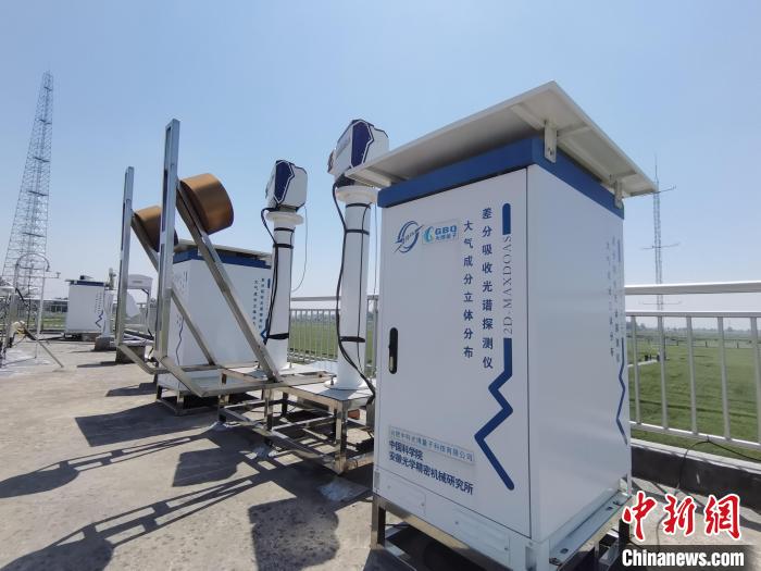 壽縣國(guó)家氣候觀象臺(tái)內(nèi)各種觀測(cè)設(shè)備?！侨?攝