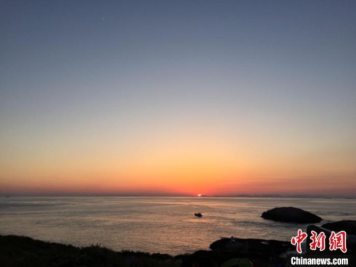 浙江海域一景?！×植?攝