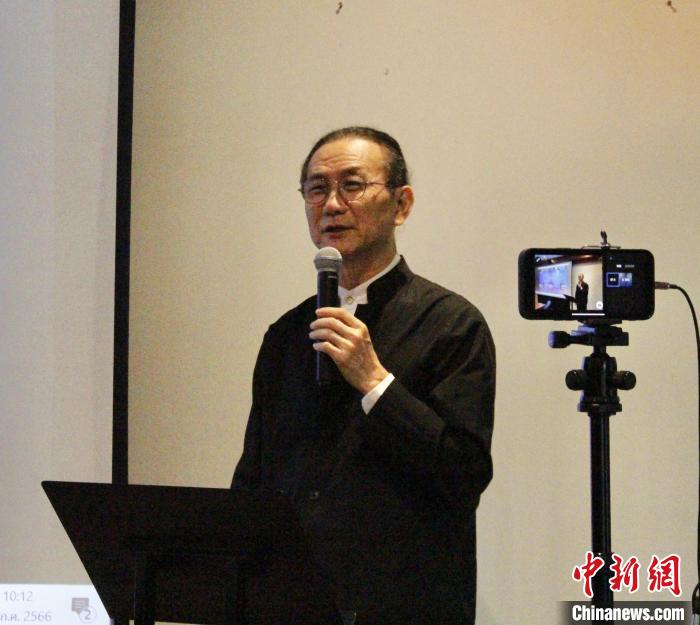 泰國泰中商務(wù)委員會(huì)主席邱威功致辭。<a target='_blank' href='/' _fcksavedurl='/'><p  align=