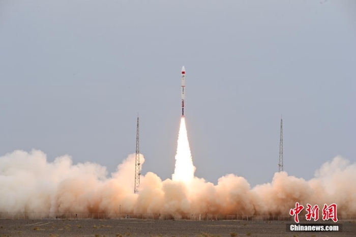 北京時(shí)間2023年8月10日12時(shí)03分，谷神星一號(hào)遙七運(yùn)載火箭在我國(guó)酒泉衛(wèi)星發(fā)射中心成功發(fā)射升空，將搭載的西光壹號(hào)01星等7顆衛(wèi)星順利送入預(yù)定軌道，發(fā)射任務(wù)獲得圓滿(mǎn)成功。此次任務(wù)是谷神星一號(hào)運(yùn)載火箭第7次飛行。汪江波 攝