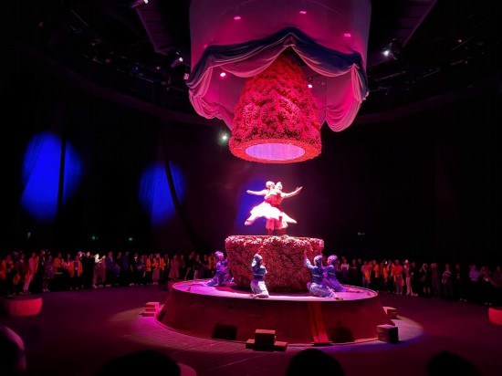 　　《天釀》演出場(chǎng)景。本報(bào)記者劉書文攝