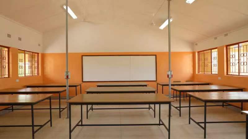 寬敞明亮的教室。主辦方供圖