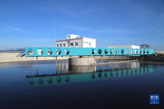 這是11月28日在突尼斯蘇塞市拍攝的中企承接建造的哈姆敦污水處理站一角。新華社記者 黃靈 攝