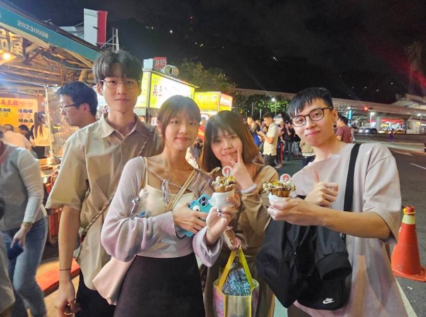 梅花糕受到臺灣年輕人的喜愛。圖片來源：臺灣“中時新聞網(wǎng)”游定剛攝