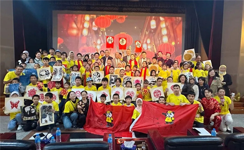 圖為2023“中華文化大樂園—埃及開羅營”閉幕式活動現(xiàn)場。主辦方供圖