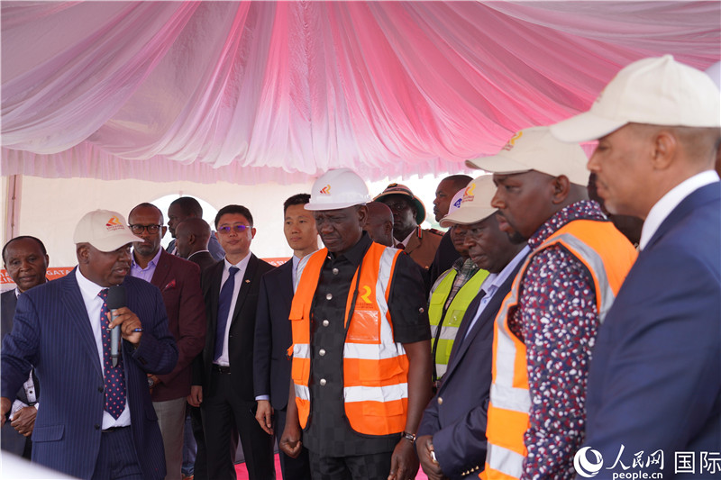 開(kāi)工儀式現(xiàn)場(chǎng)。人民網(wǎng)記者 黃煒鑫攝