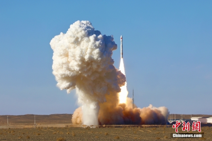 圖為發(fā)射現(xiàn)場。 王海霞 攝