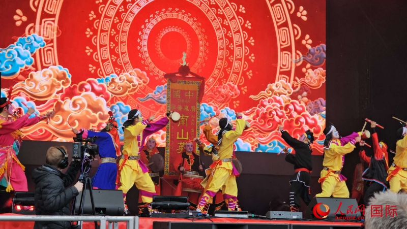 倫敦新春慶典現(xiàn)場。人民網(wǎng) 郭錦標(biāo)、楊浩鵬攝