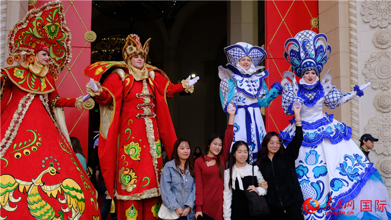 北京展覽館舉辦首屆俄羅斯“謝肉節(jié)”慶?；顒?。人民網(wǎng) 褚夢琦攝