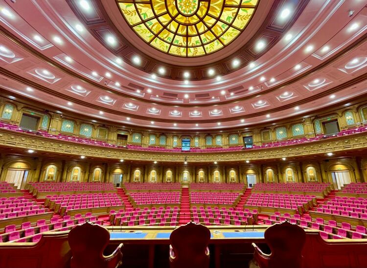 第1視點(diǎn)丨這兩座大樓，見證著中塔友誼