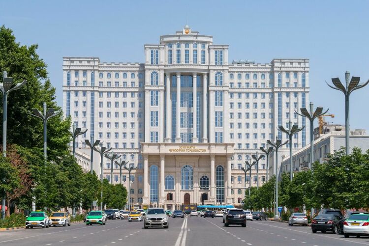 第1視點(diǎn)丨這兩座大樓，見證著中塔友誼