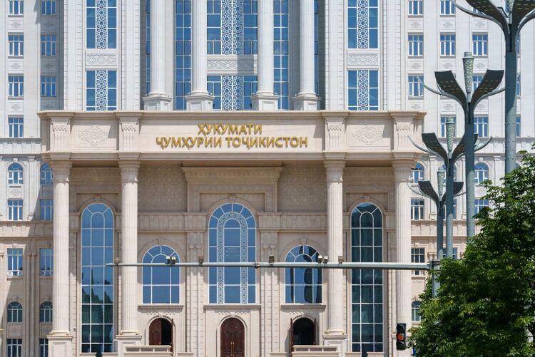 第1視點(diǎn)丨這兩座大樓，見證著中塔友誼