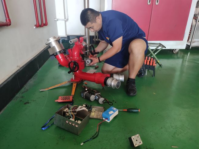  趙軍輝工作照 （煙臺市蓬萊區(qū)消防救援大隊(duì)南關(guān)路消防救援站供圖）