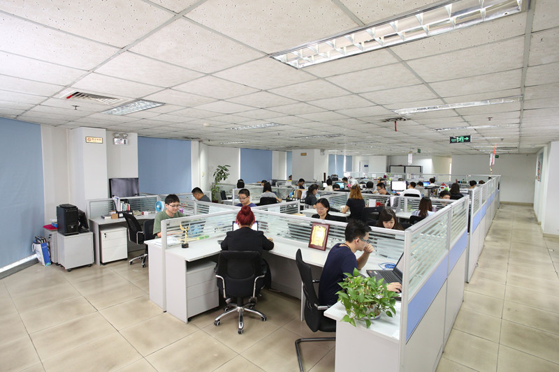 天津國(guó)舜信息技術(shù)有限公司研發(fā)團(tuán)隊(duì)由年輕人組成，為企事業(yè)單位和重大活動(dòng)提供網(wǎng)絡(luò)安全技術(shù)保障服務(wù)。河?xùn)|區(qū)供圖