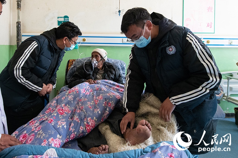震中日記｜“謝謝，曼巴啦！”