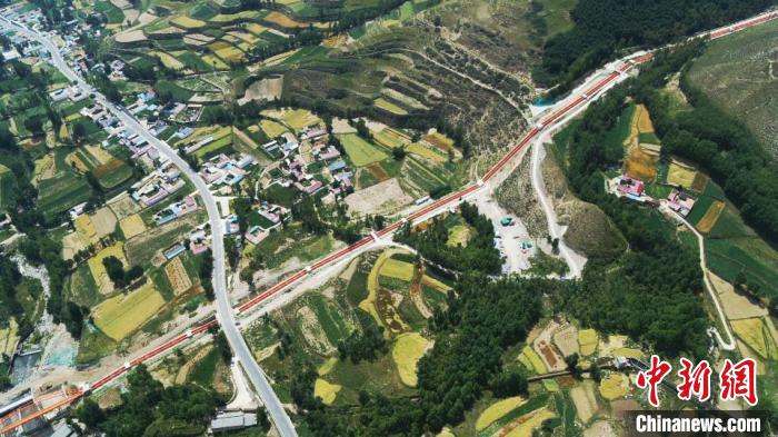 圖為引大濟湟北干渠二期的倒虹吸。(資料圖) 青海省水利廳 供圖