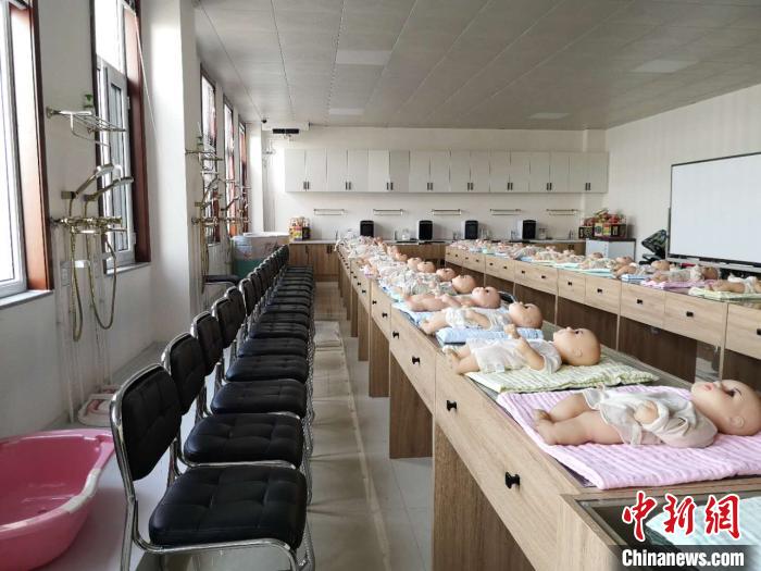 由人社部重點幫扶打造的“天鎮(zhèn)保姆”，已成為全國知名的勞務輸出品牌?！》尔惙?攝