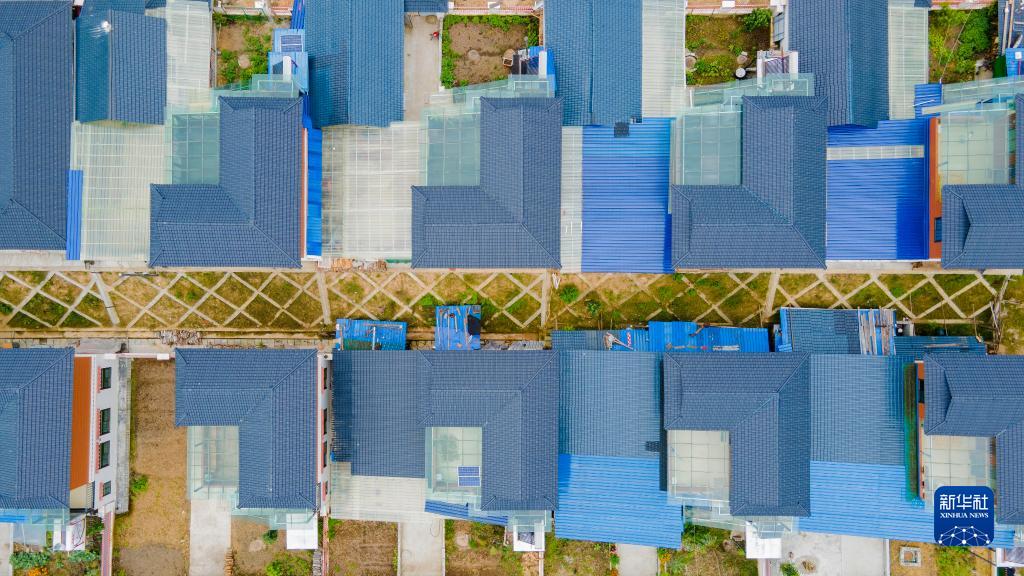 西藏林芝：易地搬遷，迎來幸福新生活