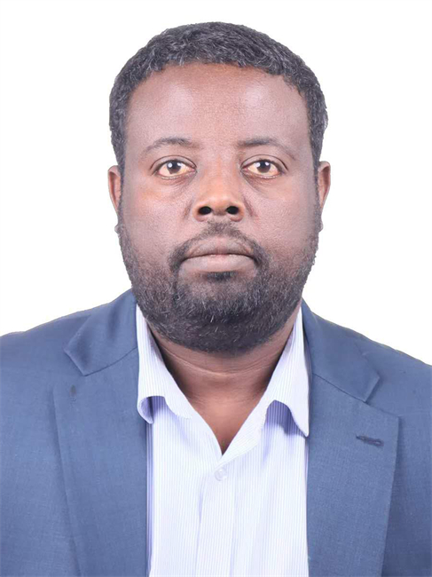 圖為埃塞俄比亞亞的斯亞貝巴大學(xué)政策研究員巴盧·德米西。受訪者供圖