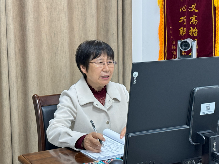 改革沃土綻放法治之花——“全國網(wǎng)絡(luò)普法行安徽站”活動采訪團(tuán)走進(jìn)小崗村