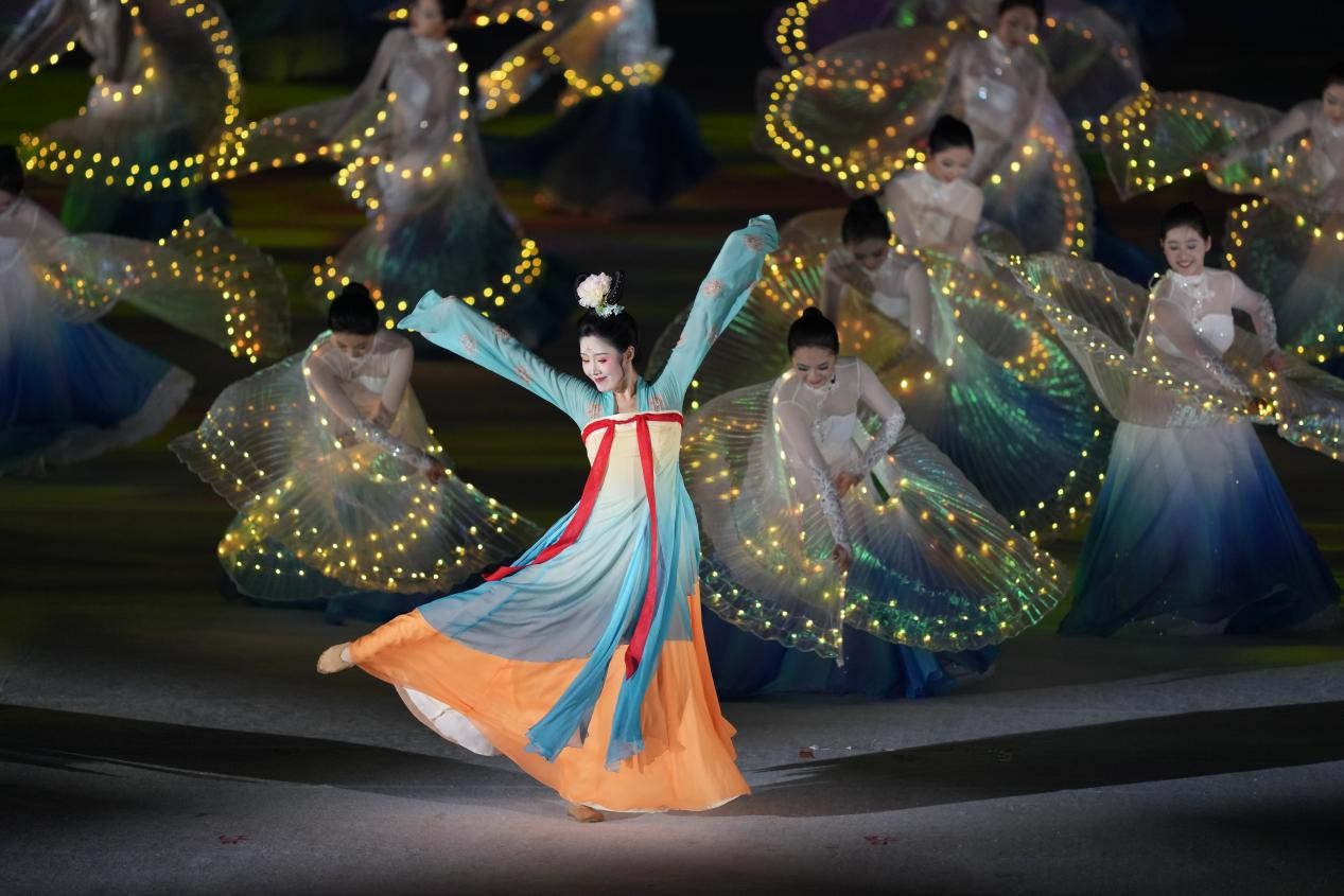 成都世運(yùn)會(huì)開(kāi)幕！展現(xiàn)出中國(guó)式現(xiàn)代化萬(wàn)千氣象