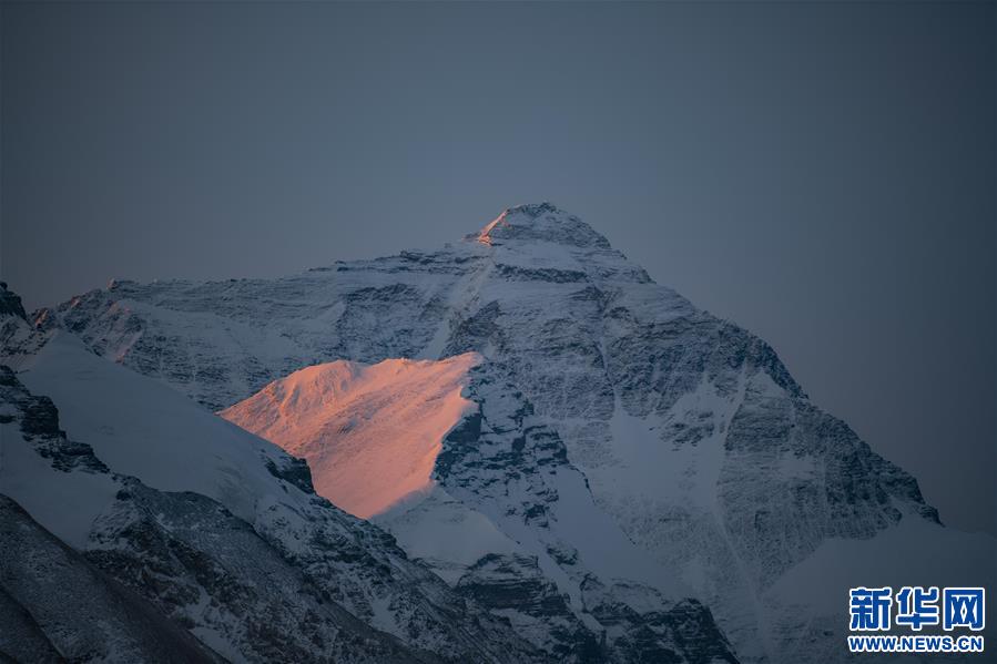 (美麗中國(guó))(3)美麗的珠峰朝霞