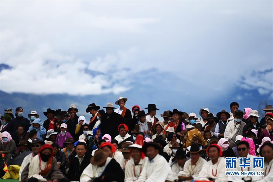 (體育)(4)牧民拔河賽