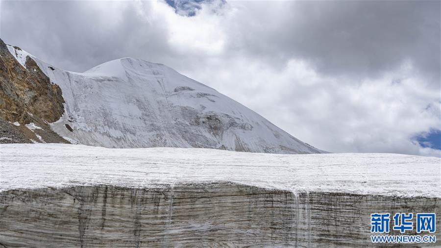 (美麗中國(guó))(8)走進(jìn)廓瓊崗日冰川公園