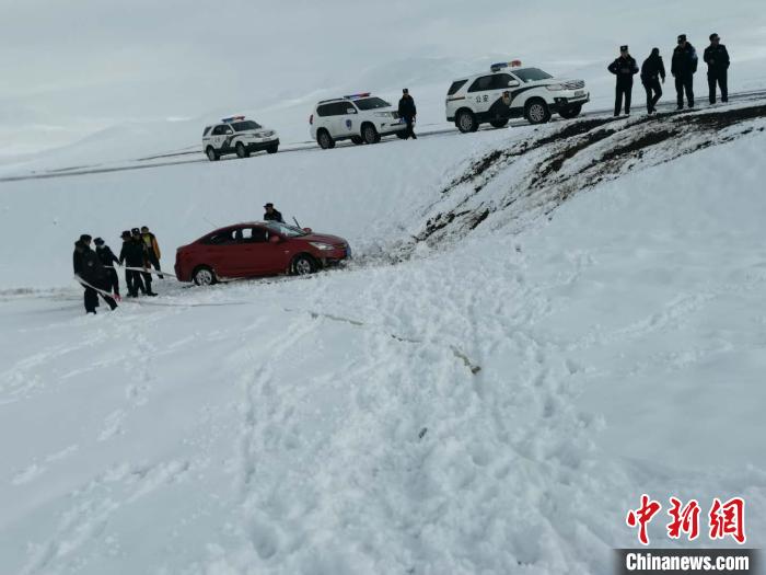 三江源國家公園開展黃河流域環(huán)境大整治聯合執(zhí)法巡護
