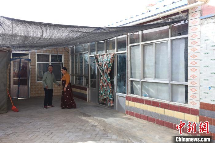 “黃河源頭第一縣”牧民:從草原走到城市放下牧鞭享受幸福生活