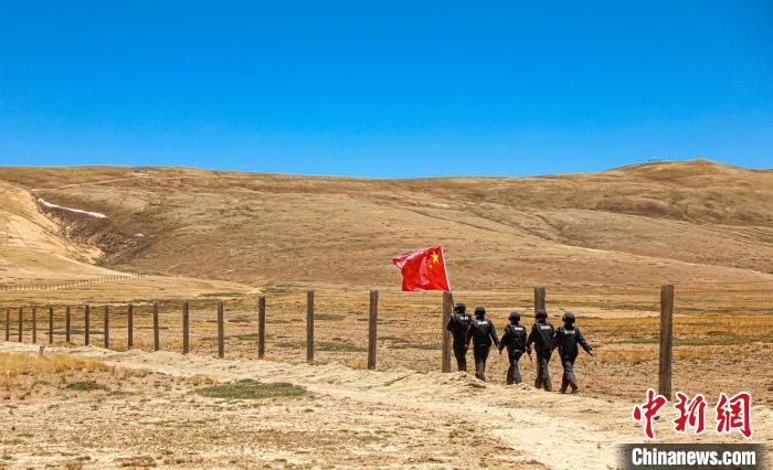 【十年@每一個奮斗的你】海拔5300米！看西藏亞熱邊境派出所的“追風”人