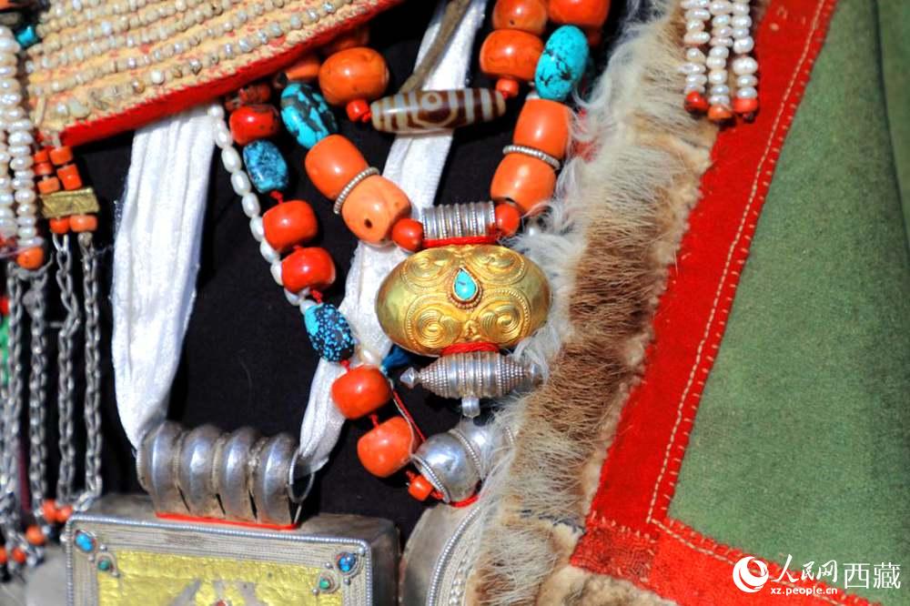 精美的配飾。人民網(wǎng) 李海霞攝