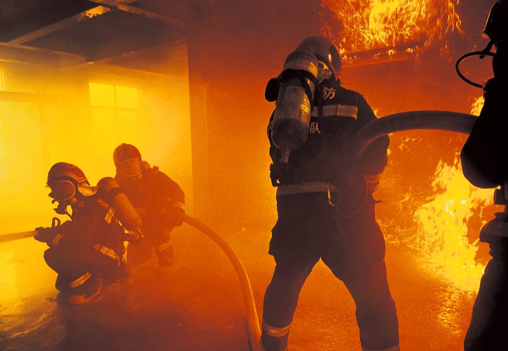 真煙真火，實(shí)戰(zhàn)演練。