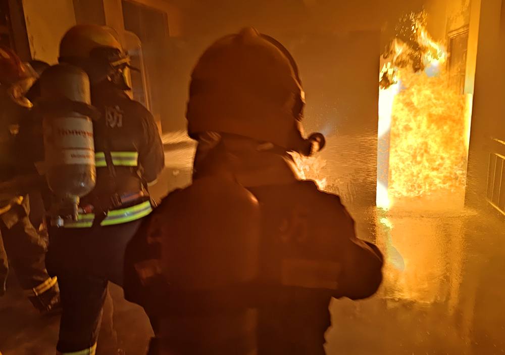 真火內(nèi)攻實(shí)操訓(xùn)練。