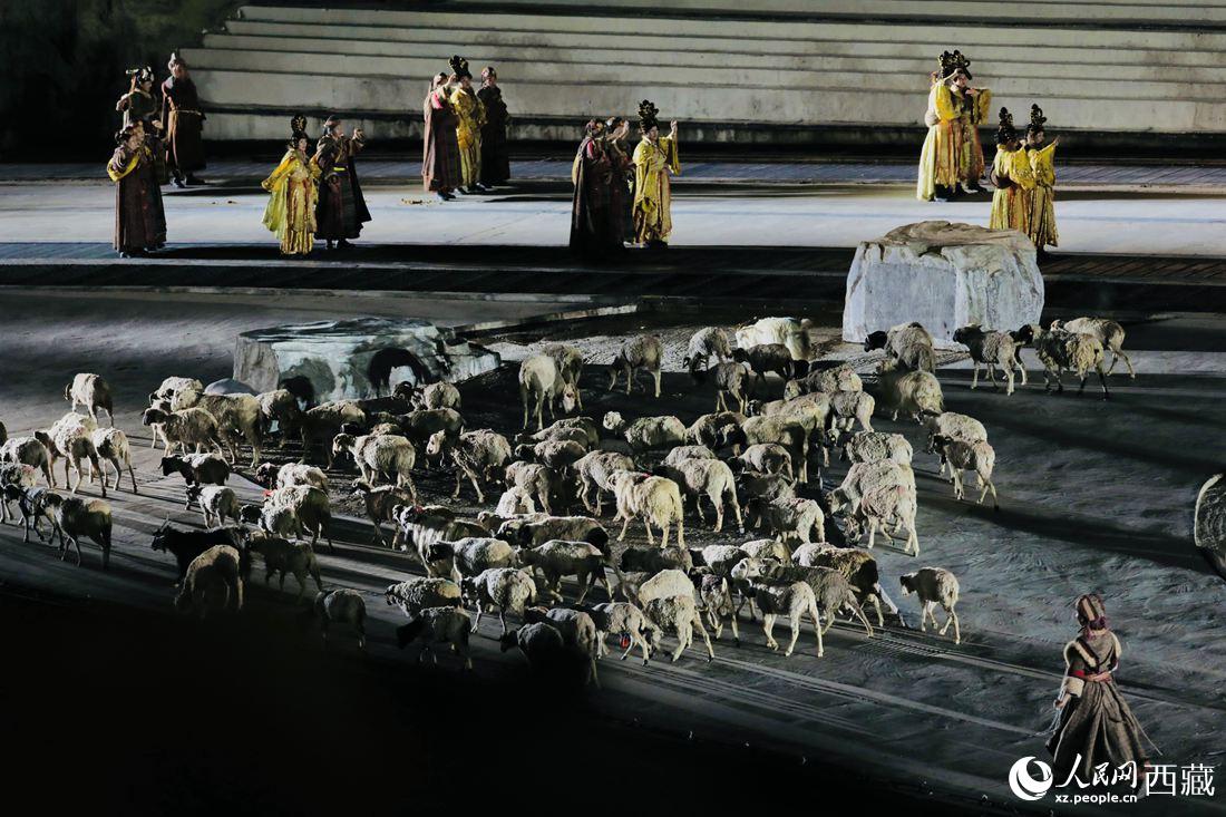 試演現(xiàn)場(chǎng)。人民網(wǎng)次仁羅布攝